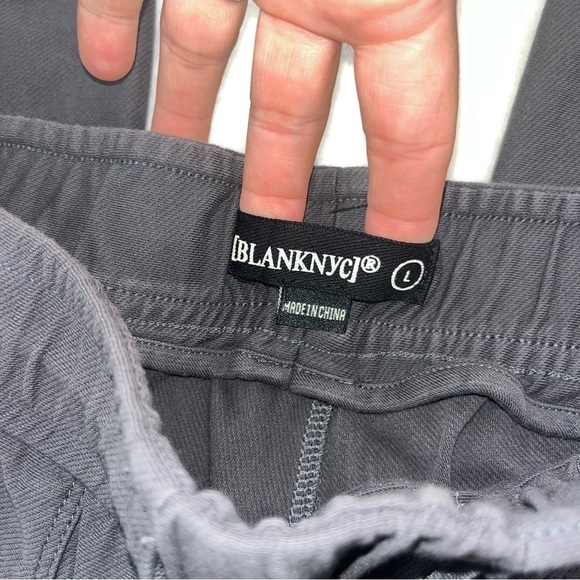 BLANK NYC Joggers  Womens LG  Gray Ankle Zip Zip Pockets Pull On Tapered Leg - Picture 7 of 12